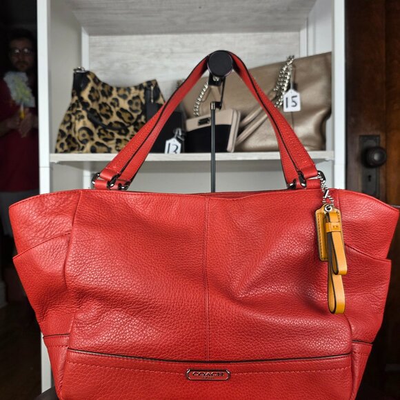 Coach Park Carrie Tote Cranberry Red Orange Pebbled Leather F23284 ๐ - Picture 3 of 16